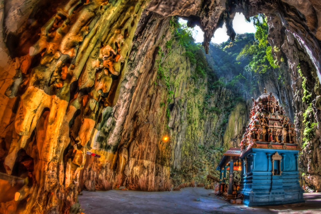 クアラルン　観光　バツー洞窟　内部